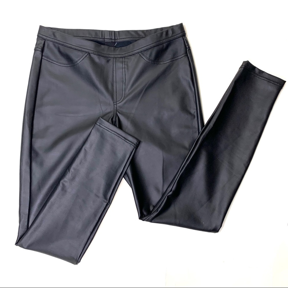 Hue Medium faux leather leggings
